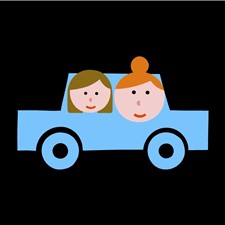Hra je doprovázena zajímavými zvuky. Děti pomohou nastoupit do auta, nastartovat a odjet k babičce, spolu s animovaným pohybem auta slyšíme i zvuk auta.
